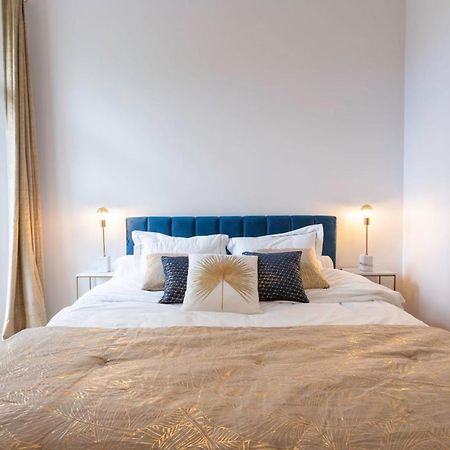 Modern 2-Br Apartment In The Heart Of Cannes Eksteriør billede